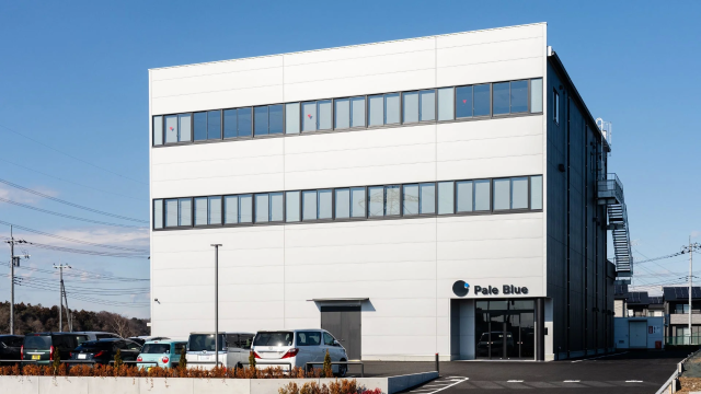 Pale Blueの建物